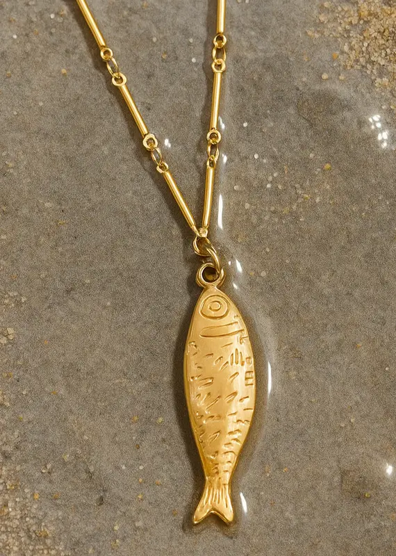 J.HOFFMAN'S Adoni Fish Pendant Necklace in Gold
