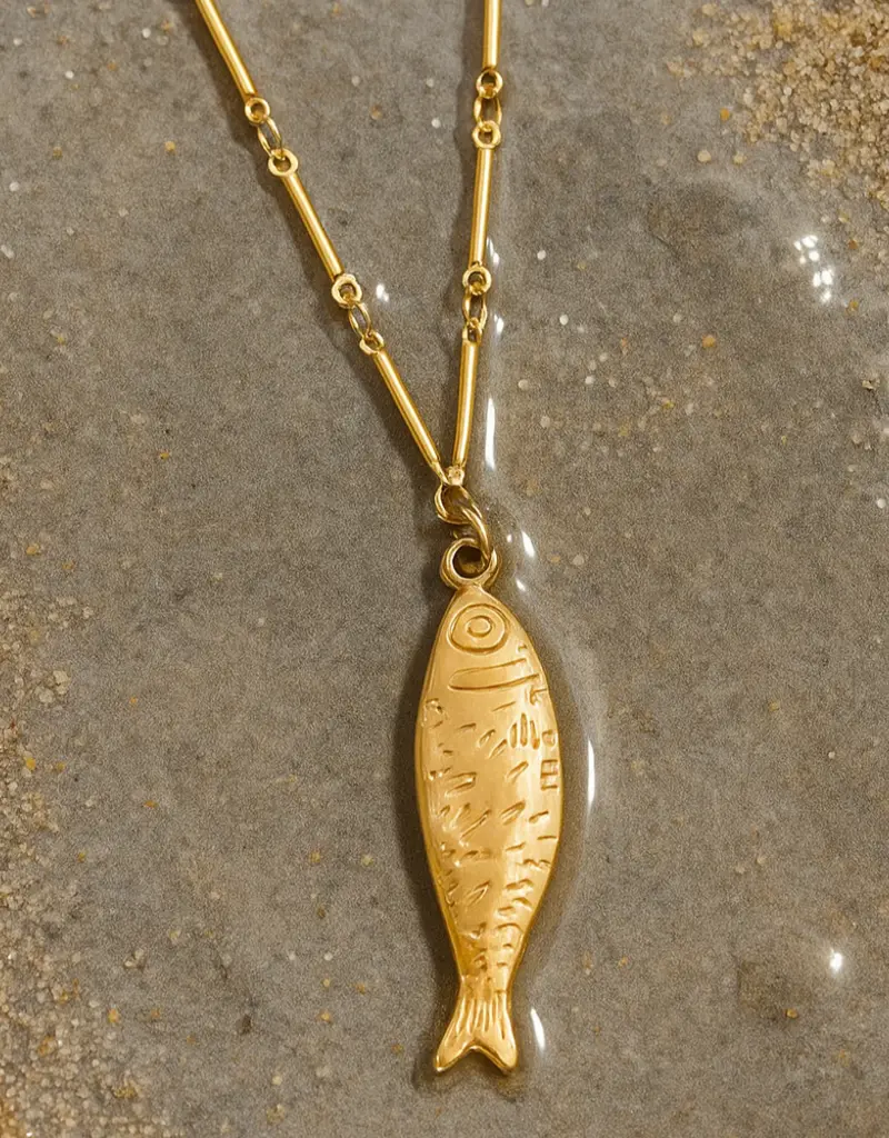 J.HOFFMAN'S Adoni Fish Pendant Necklace in Gold