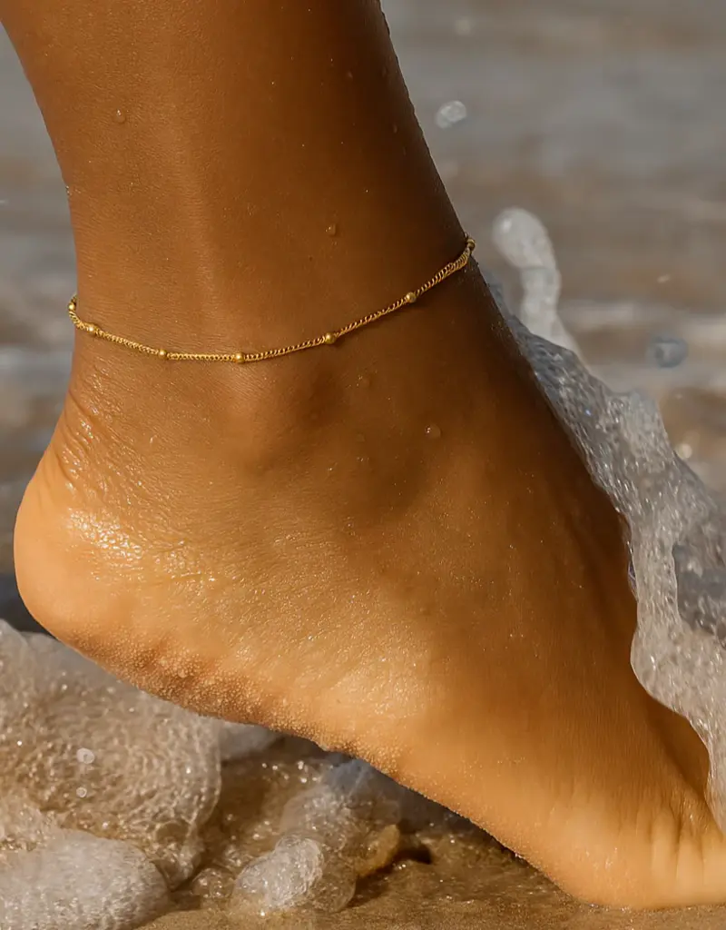 J.HOFFMAN'S Helsa Dainty Beaded Chain Anklet in Gold