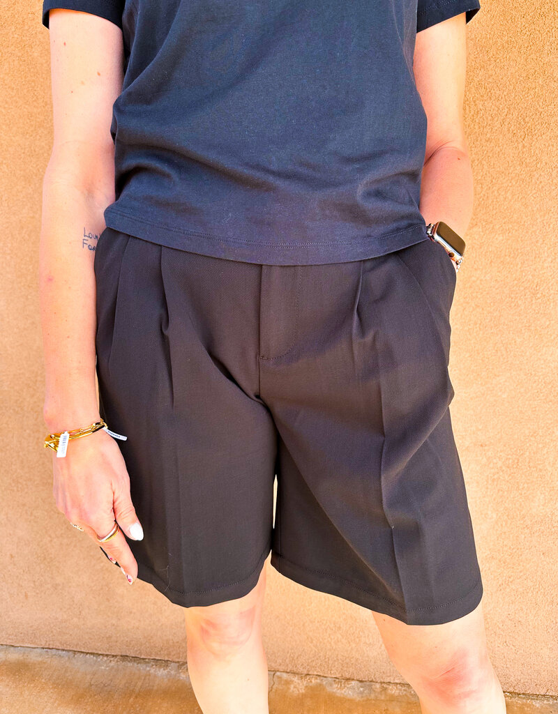 J.HOFFMAN'S Bernie Bermuda Short- Black