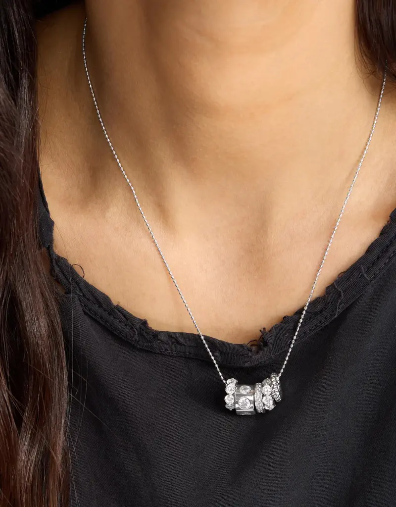 J.HOFFMAN'S Ashley Venice Necklace