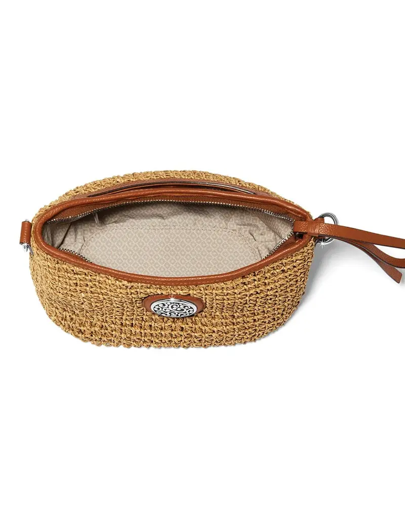 Shelby Straw Pouch in Luggage