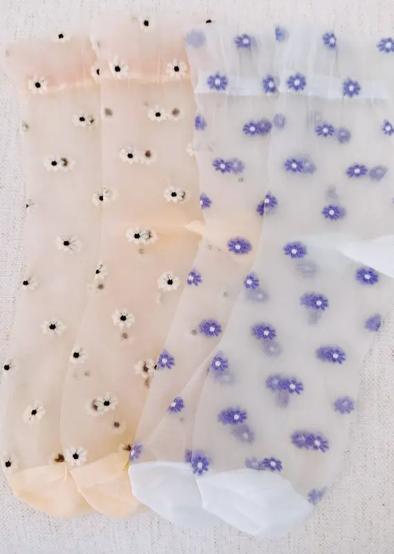 J.HOFFMAN'S Sheer Socks Set of 2- Mini Daisy