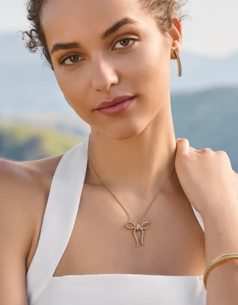 Illumina  Bow Necklace in Gold