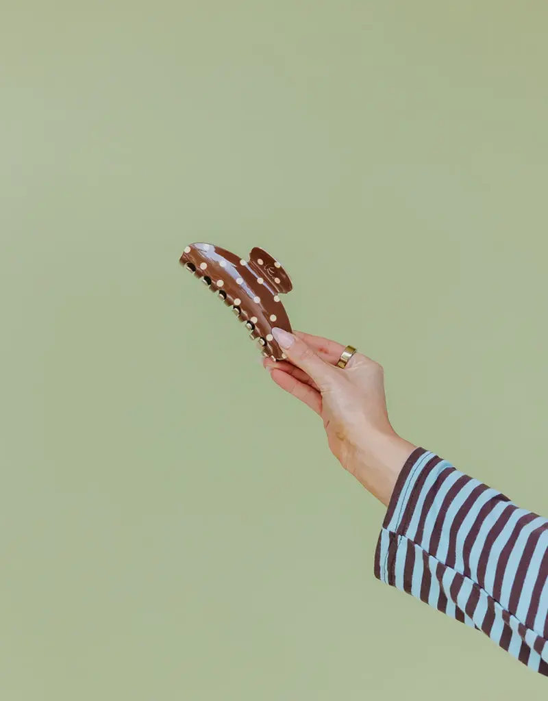 J.HOFFMAN'S Oversized Claw- Brown & Cream Polka Dot