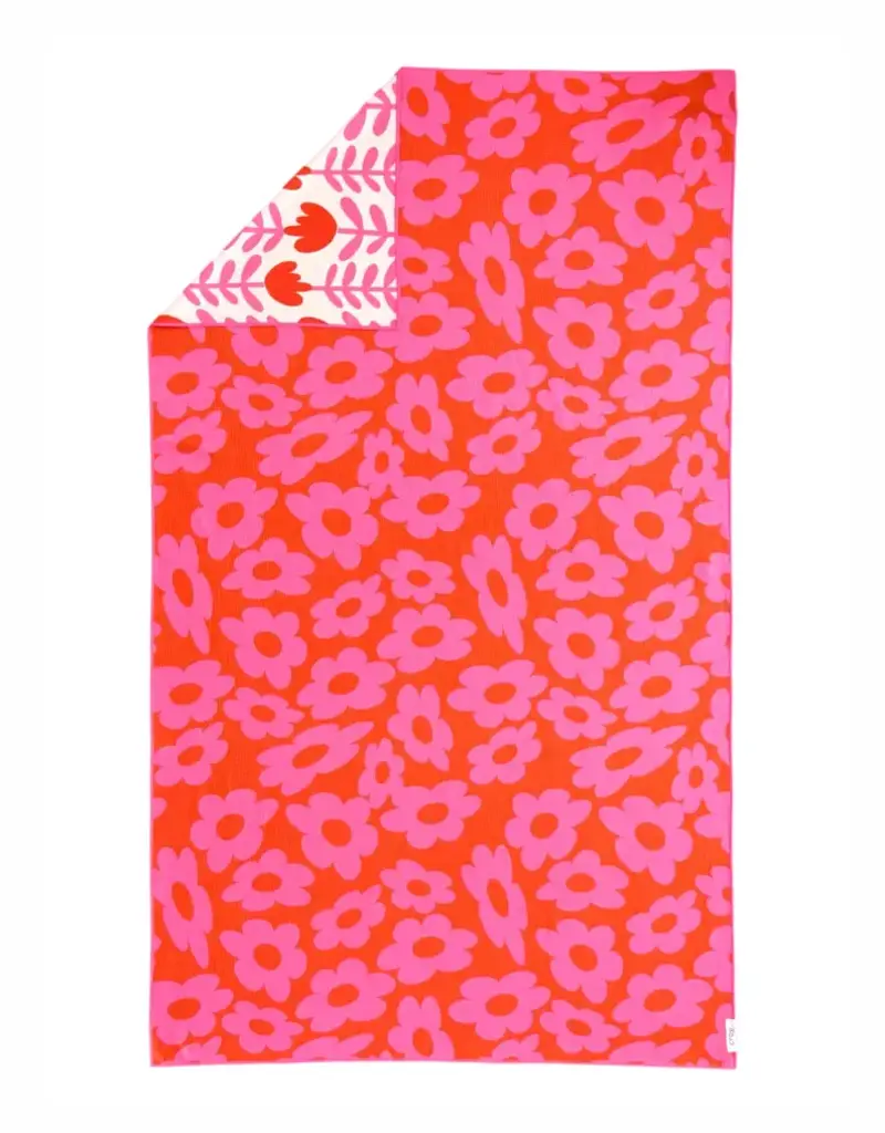 J.HOFFMAN'S Pop Art Petals Pool Towel