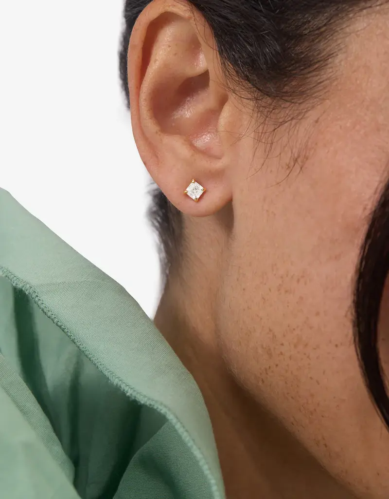 J.HOFFMAN'S Queens 4mm Studs