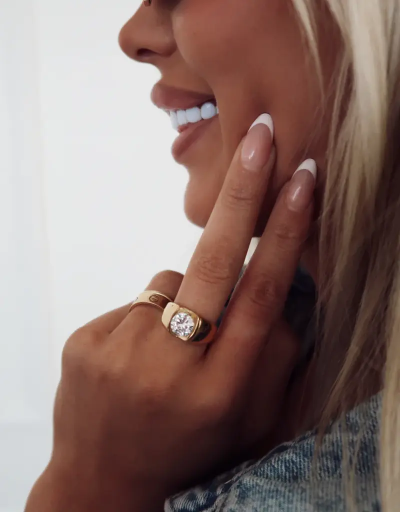 J.HOFFMAN'S Bling Ring