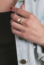 J.HOFFMAN'S Perfect Pearl Stacked Ring in Gold