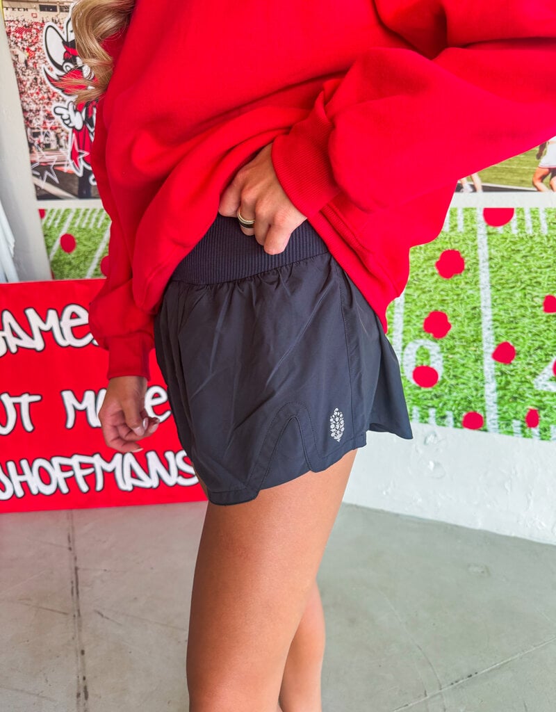 J.HOFFMAN'S FPM Carpe Diem Short in Black