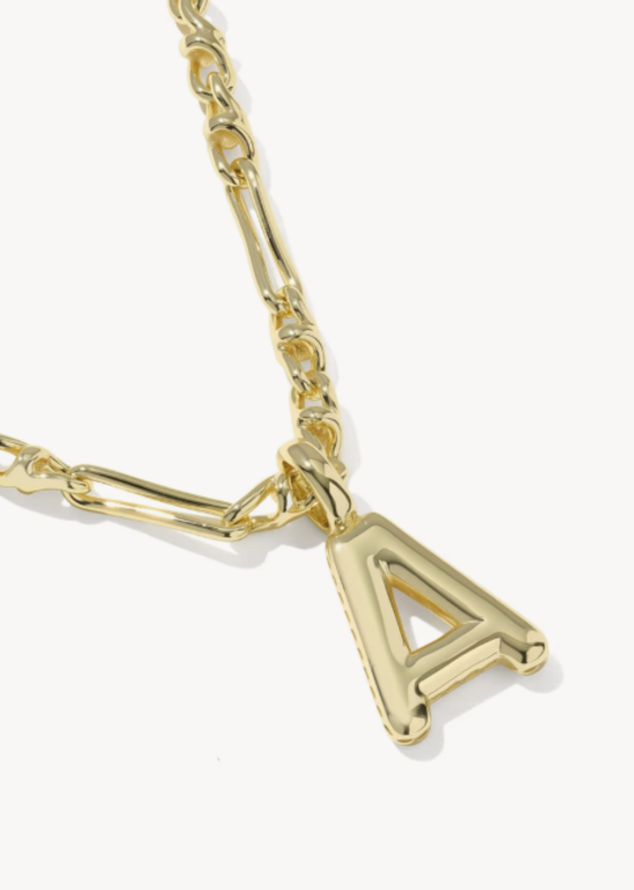 KENDRA SCOTT Bubble Letter Pendant Necklace in Gold