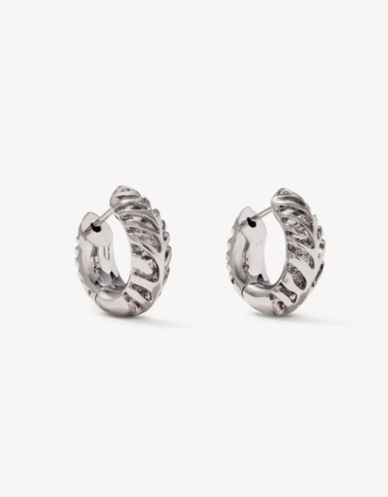 KENDRA SCOTT Tiger Stripe Mikkie Huggie