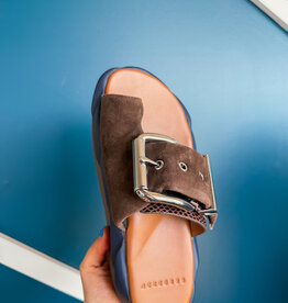 J.HOFFMAN'S Mellow Glow Kid Suede in Choco