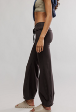 J.HOFFMAN'S FPM Quick Step Pant in Chocolate