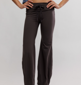 J.HOFFMAN'S FPM Quick Step Pant in Chocolate