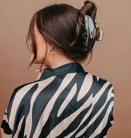 J.HOFFMAN'S House of Her Oversized Tortoise Teal Claw