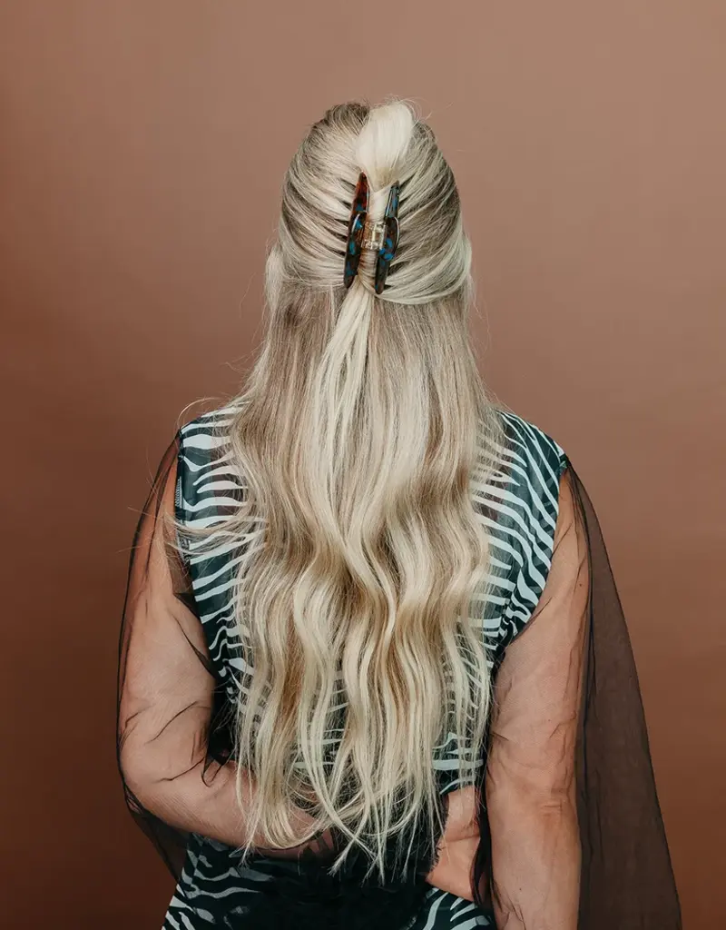 J.HOFFMAN'S House of Her Tortoise Teal Midi Claw