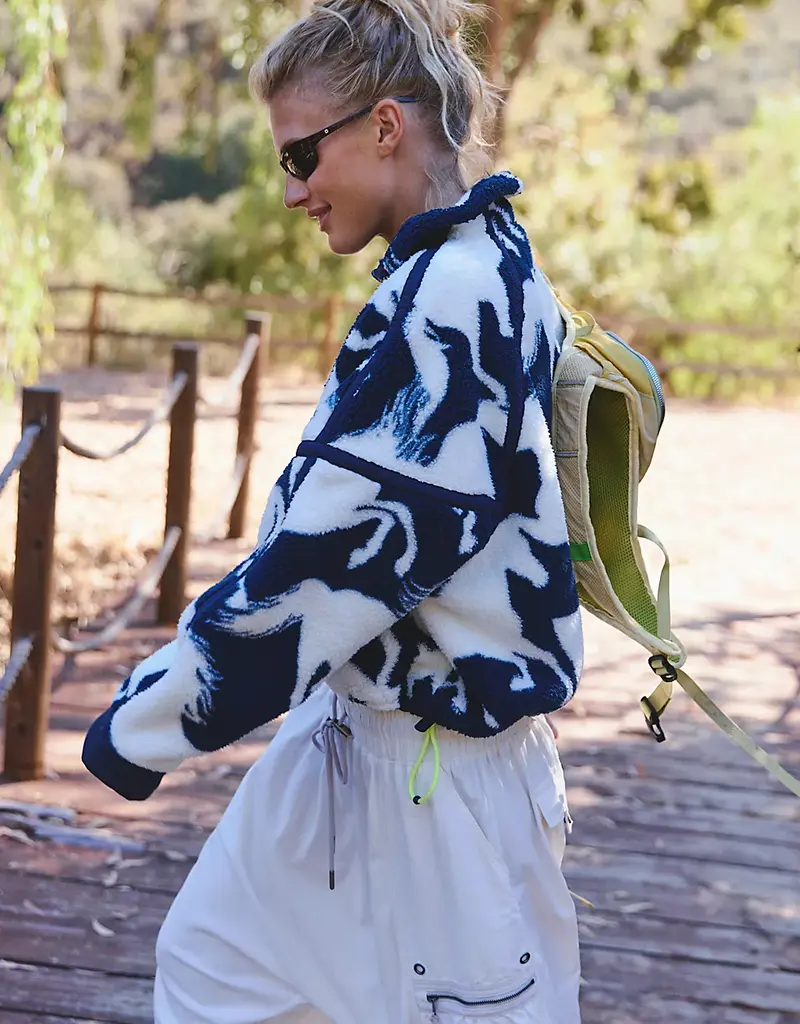 J.HOFFMAN'S FPM Printed Mountain High 1/2 Zip in Wild Horses