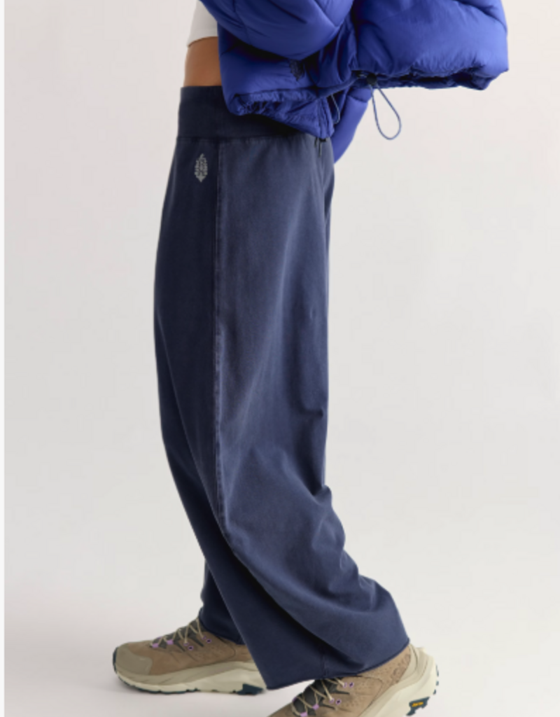 J.HOFFMAN'S FPM Hot Shot Easy Pant in True Navy