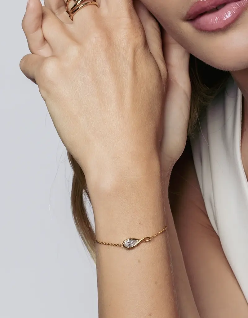 J.HOFFMAN'S Solace Tear Bracelet
