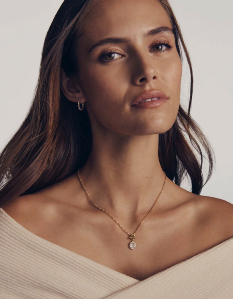 KENDRA SCOTT Daphne Crystal Frame Toggle Necklace
