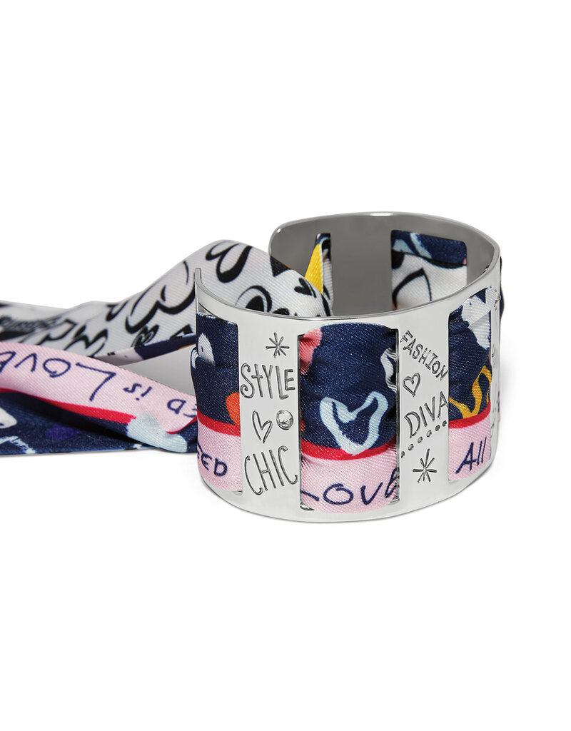 Fashionista Cover Girl Scarf Cuff