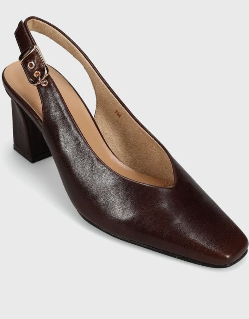 J.HOFFMAN'S Faylyn Napa in Dark Brown