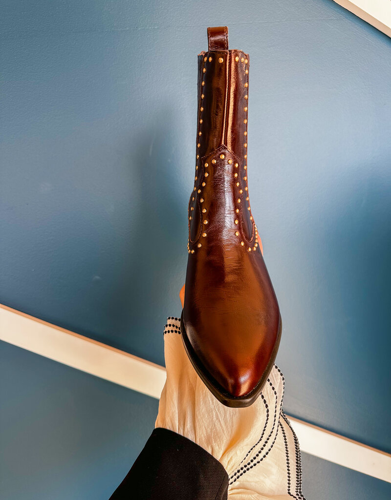 J.HOFFMAN'S Thomas Stud Boot in Black Cherry