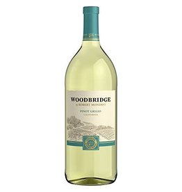 Woodbridge By Robert Mondavi Woodbridge Pinot Grigio -1.5L