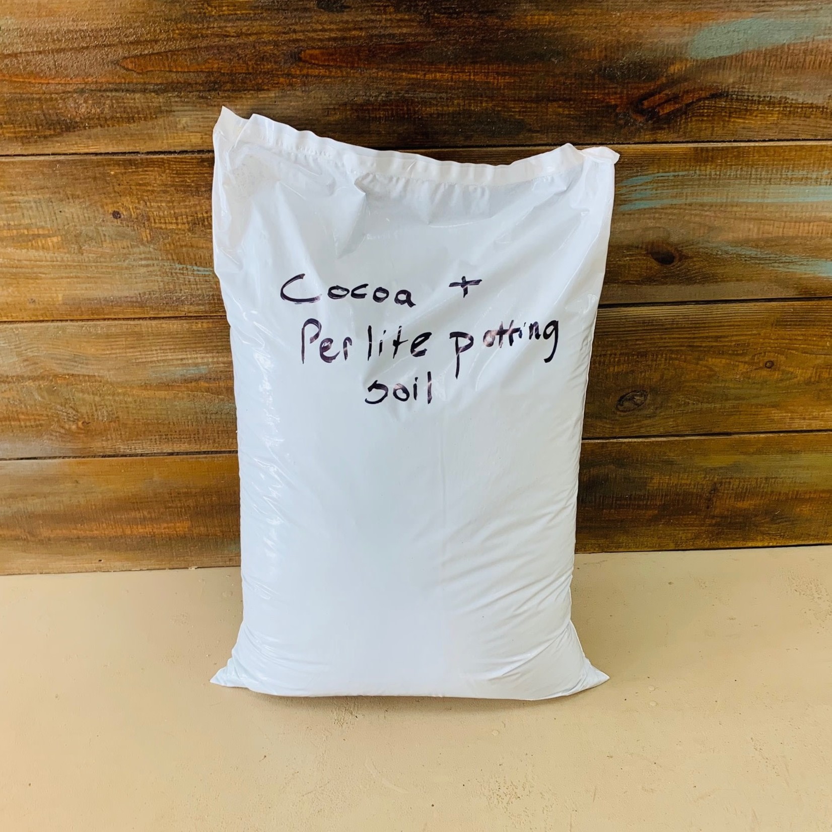 Cocoa and Perlite Potting Soil Nuts and Buds