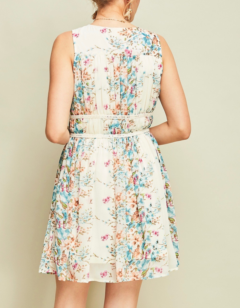 Entro Pleated floral dress