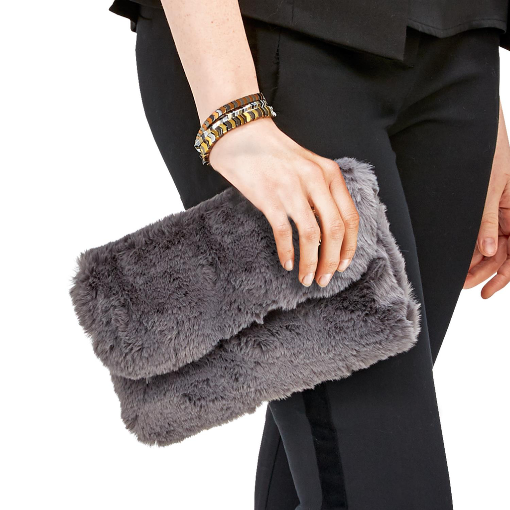 Two's Faux Fur Chain Bag