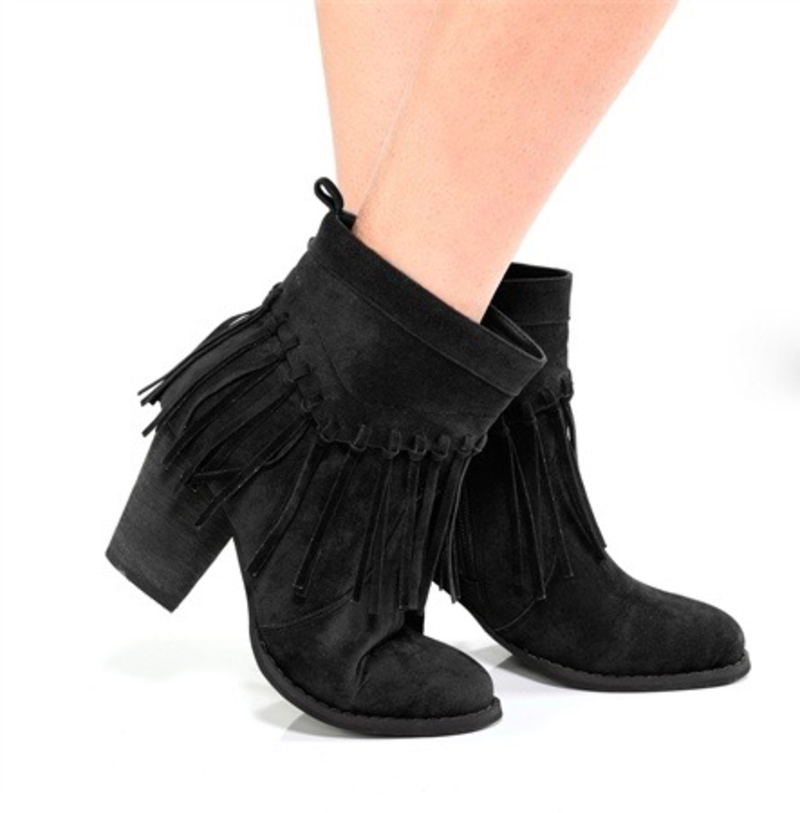 Charlie Paige Charlie Paige Fringe Booties