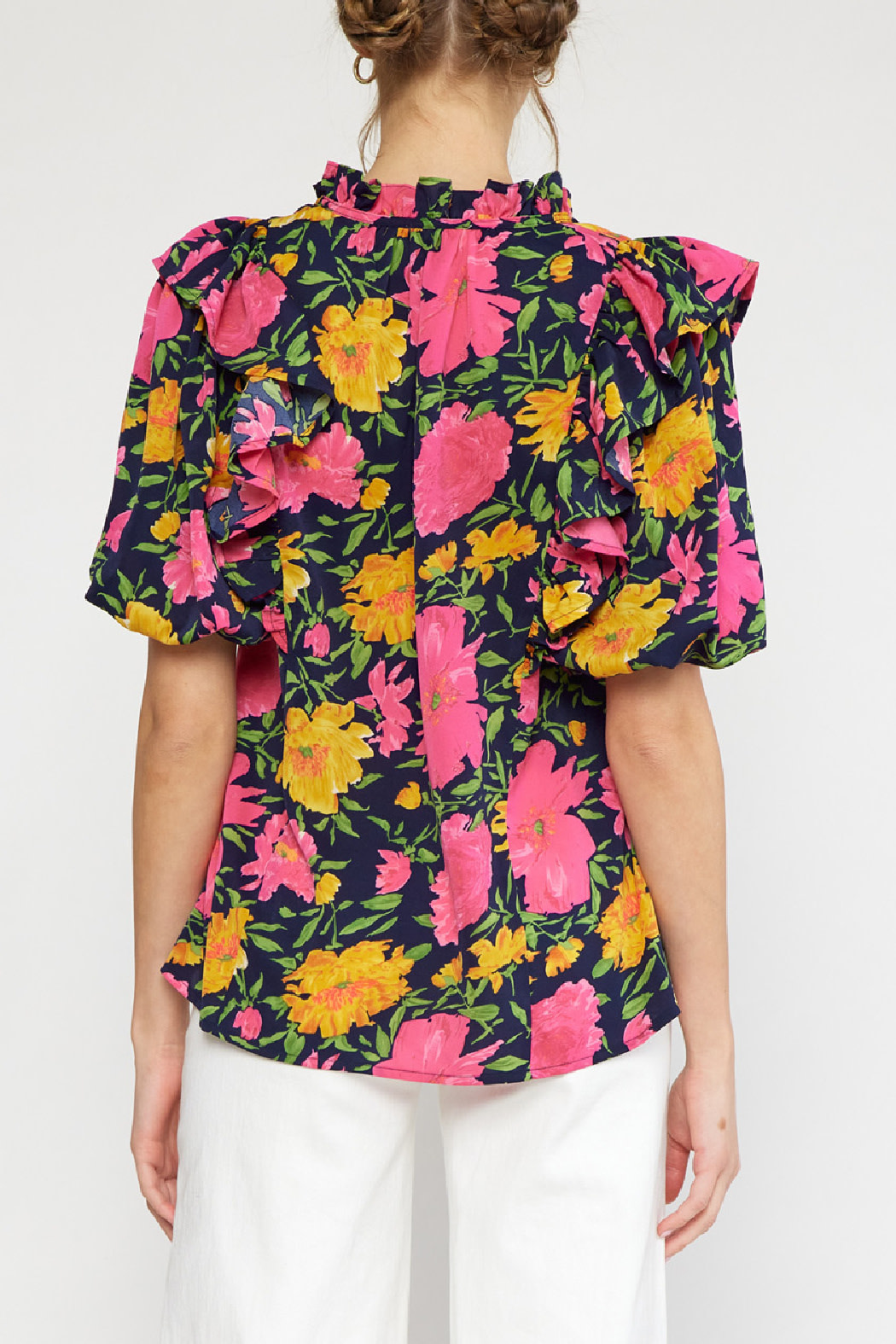 Entro Floral v-neck puff sleeve top