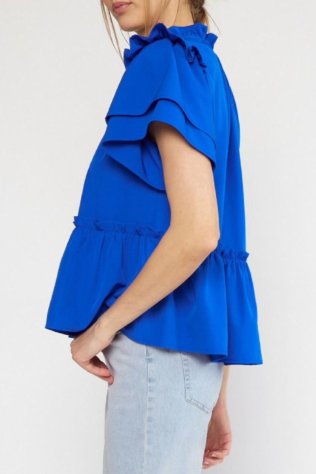 Entro Solid ruffle sleeve blouse