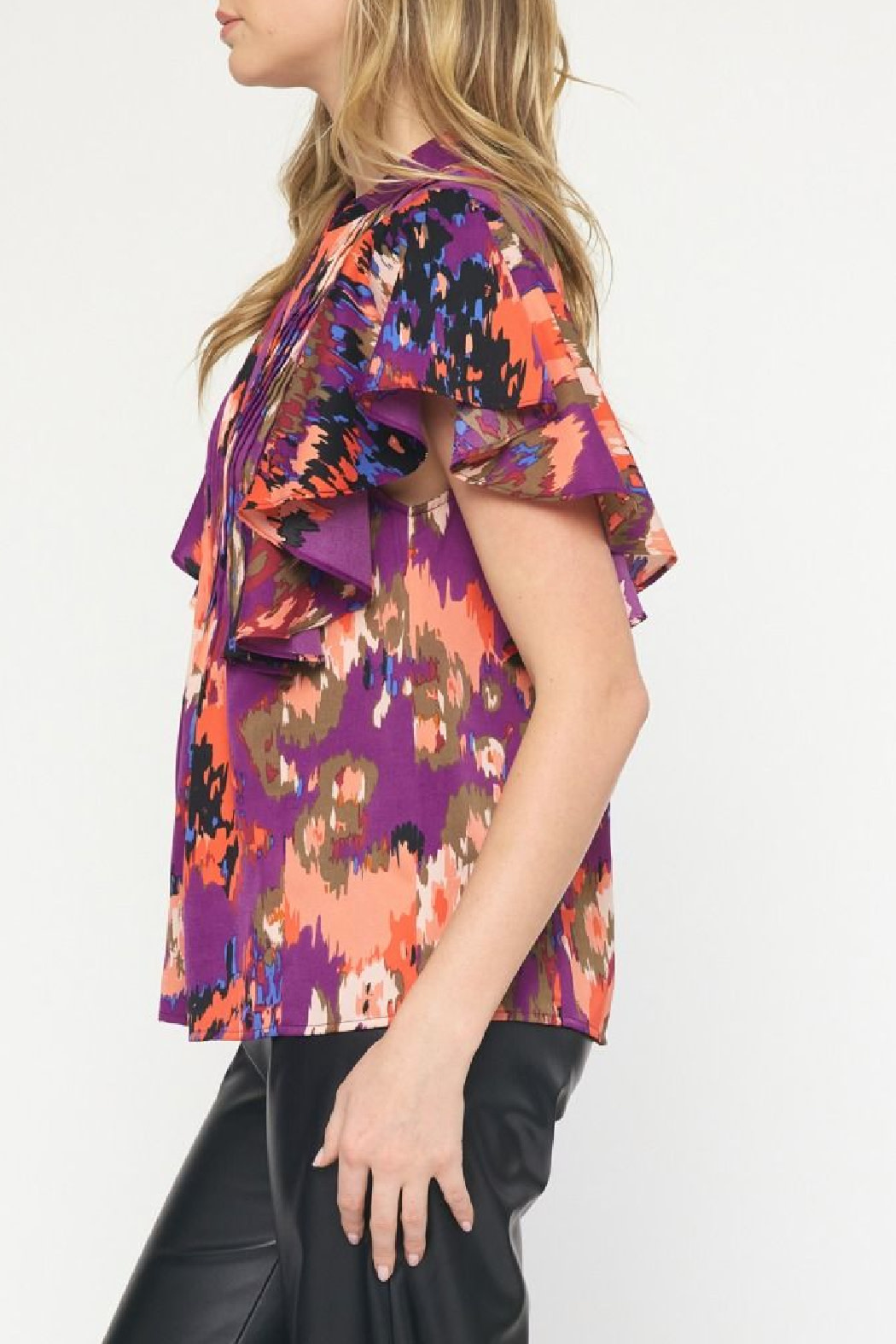 Entro Printed v-neck ruffle sleeve top