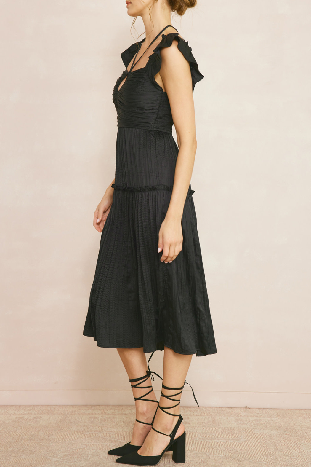 Entro Ruffled Halter Midi Dress
