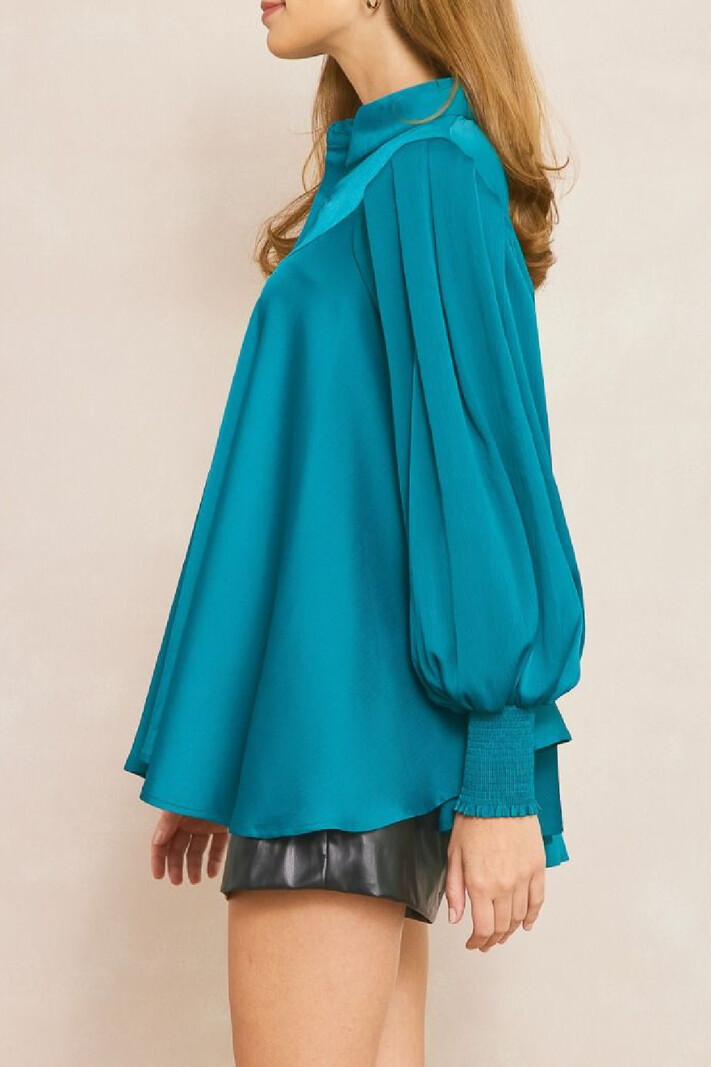 Entro Collared Flowy Blouse