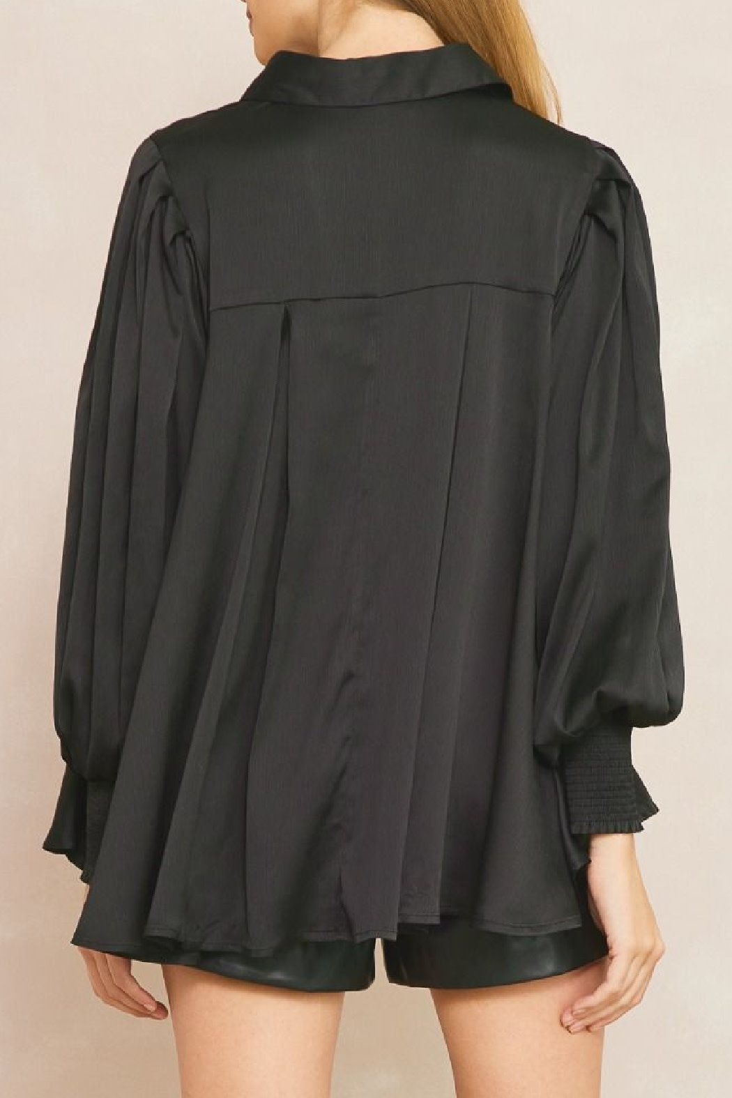 Entro Collared Flowy Blouse