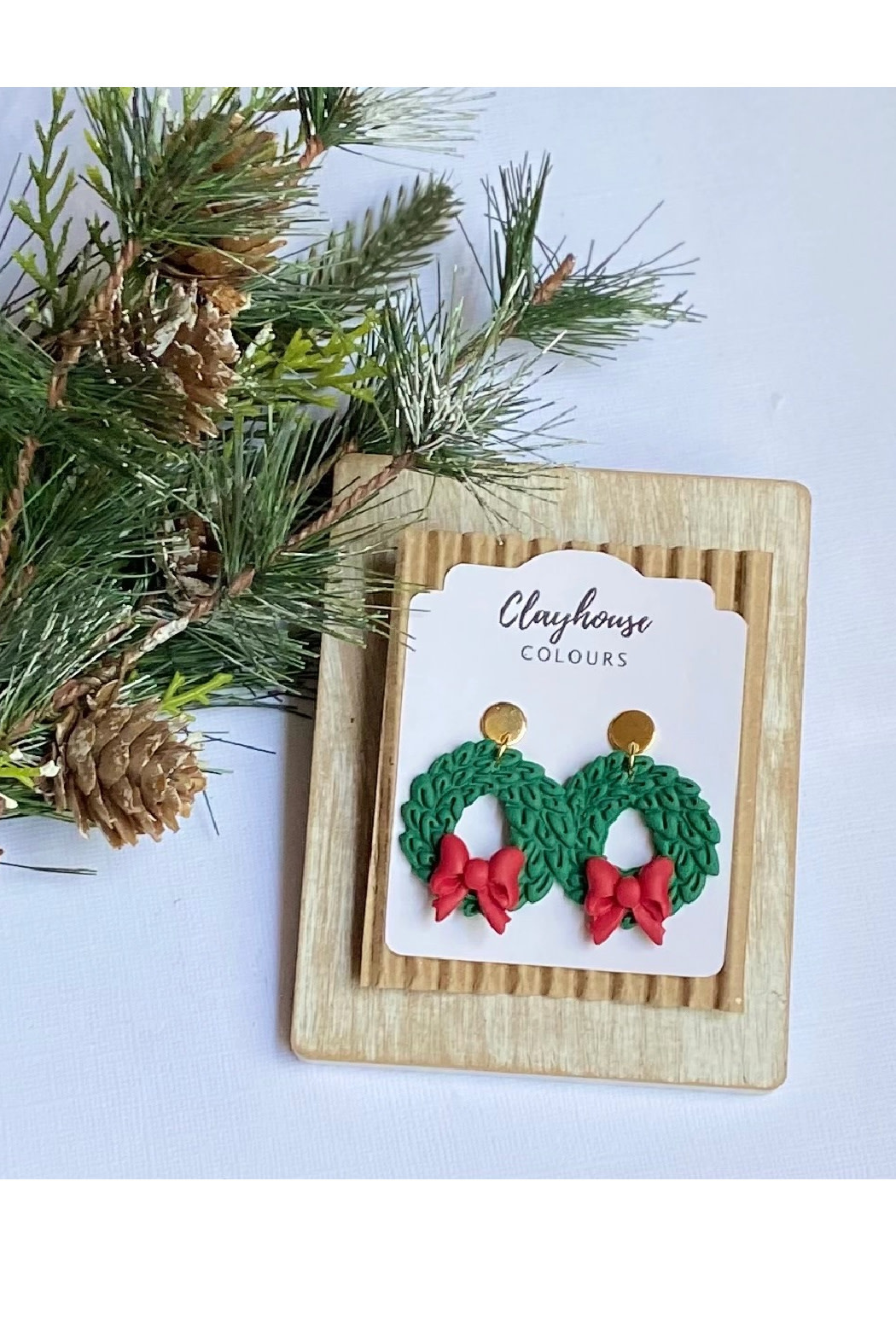 Clayhouse Colours Christmas Wreath Earring