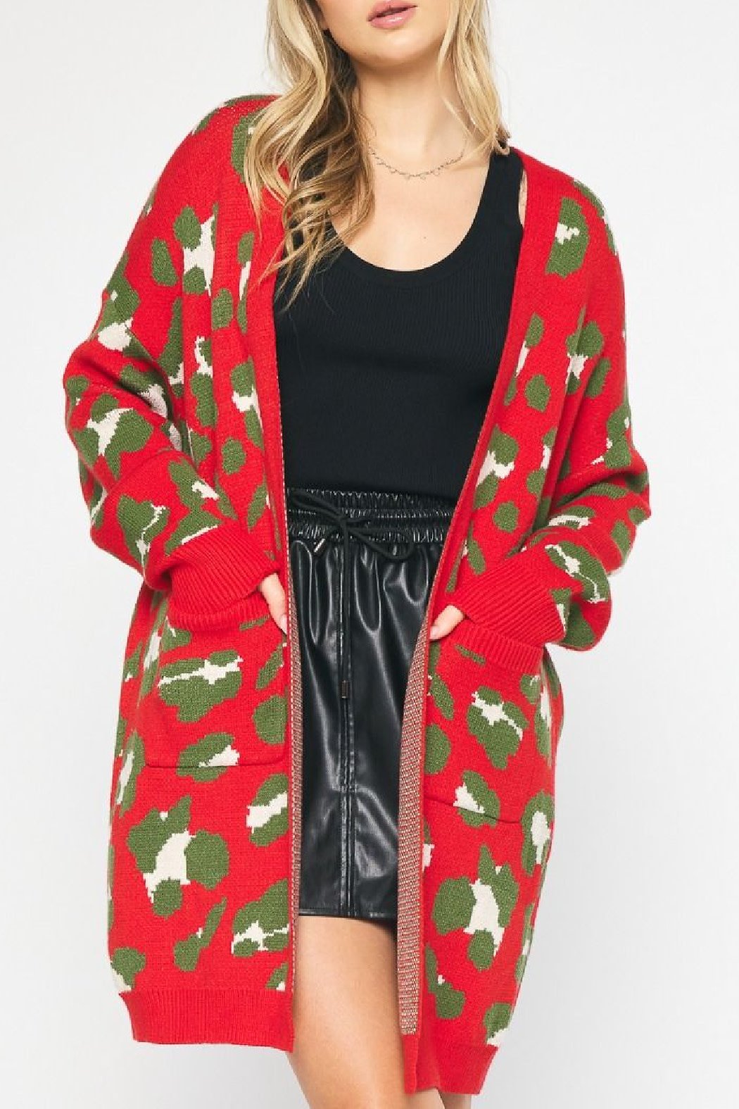 Entro Holiday Cardigan