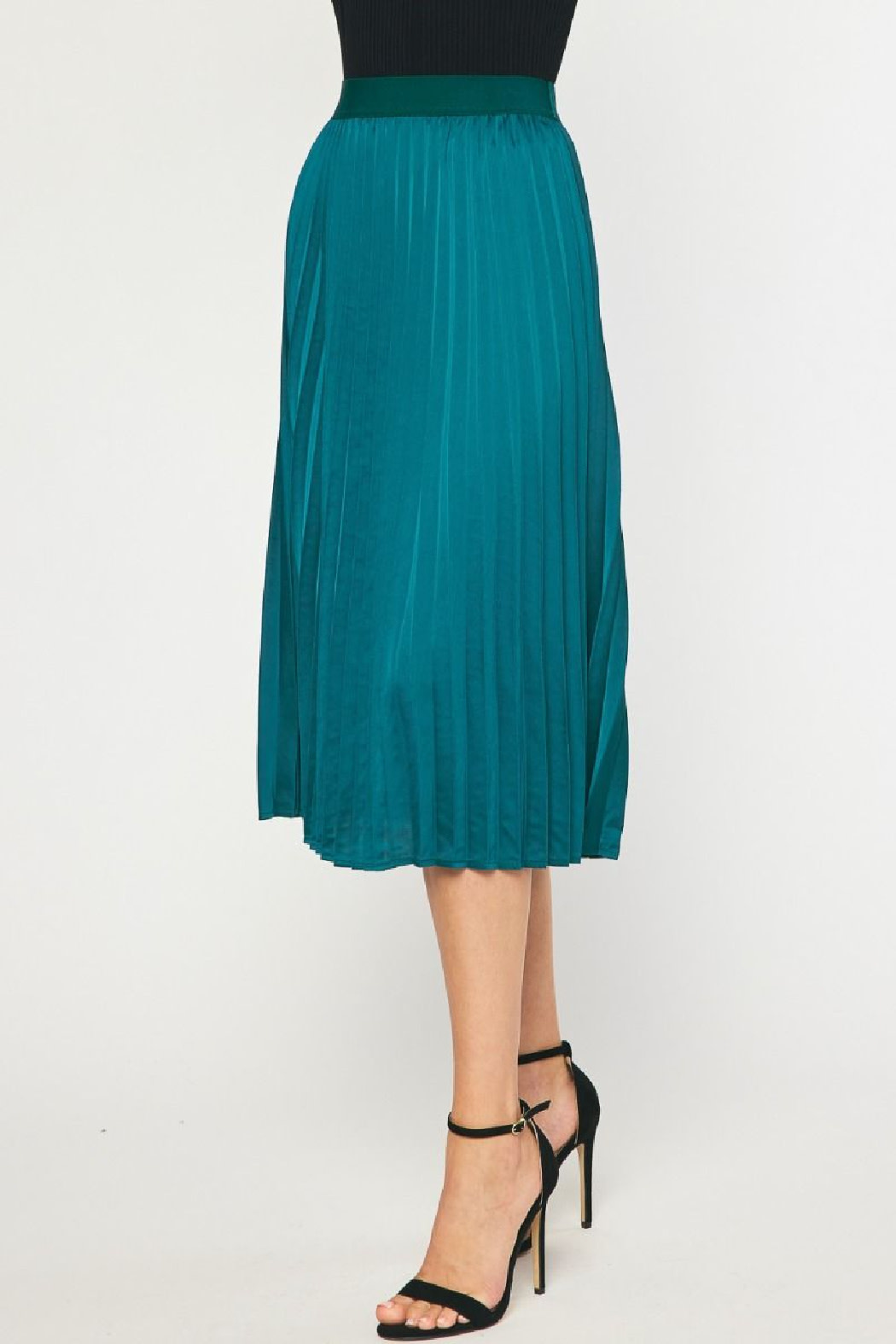 Entro Pleated Midi Skirt