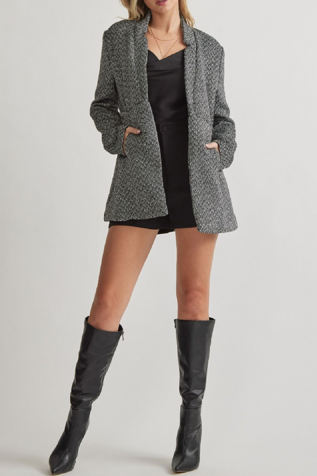 Entro Inverted Collar Blazer