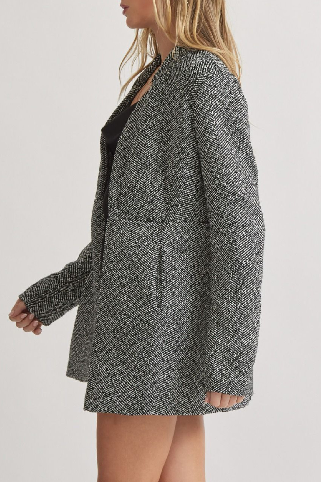 Entro Inverted Collar Blazer