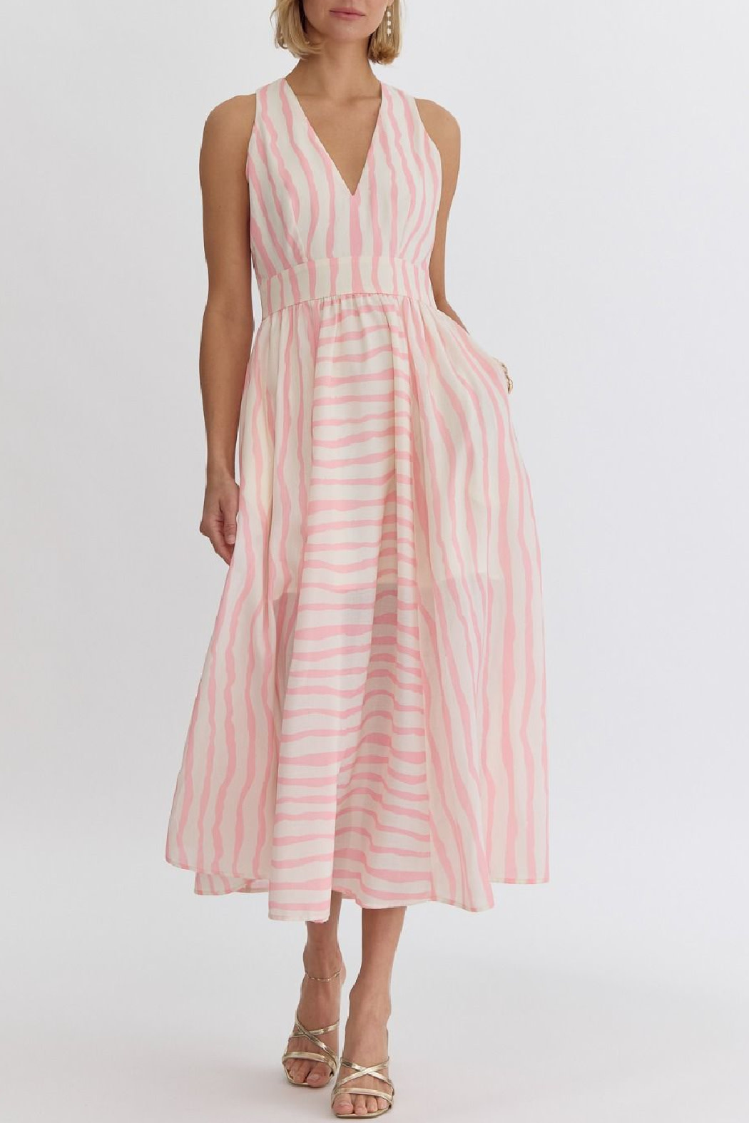 Entro Printed v-neck midi dress