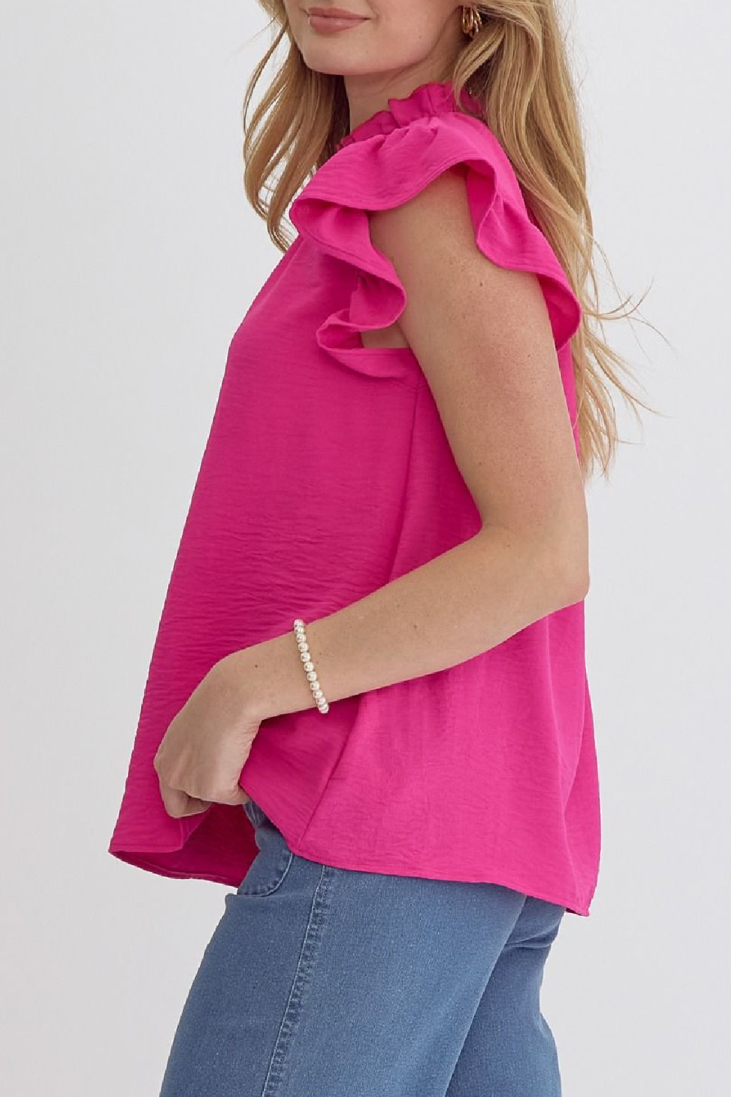 Entro High Neck Sleeveless Top