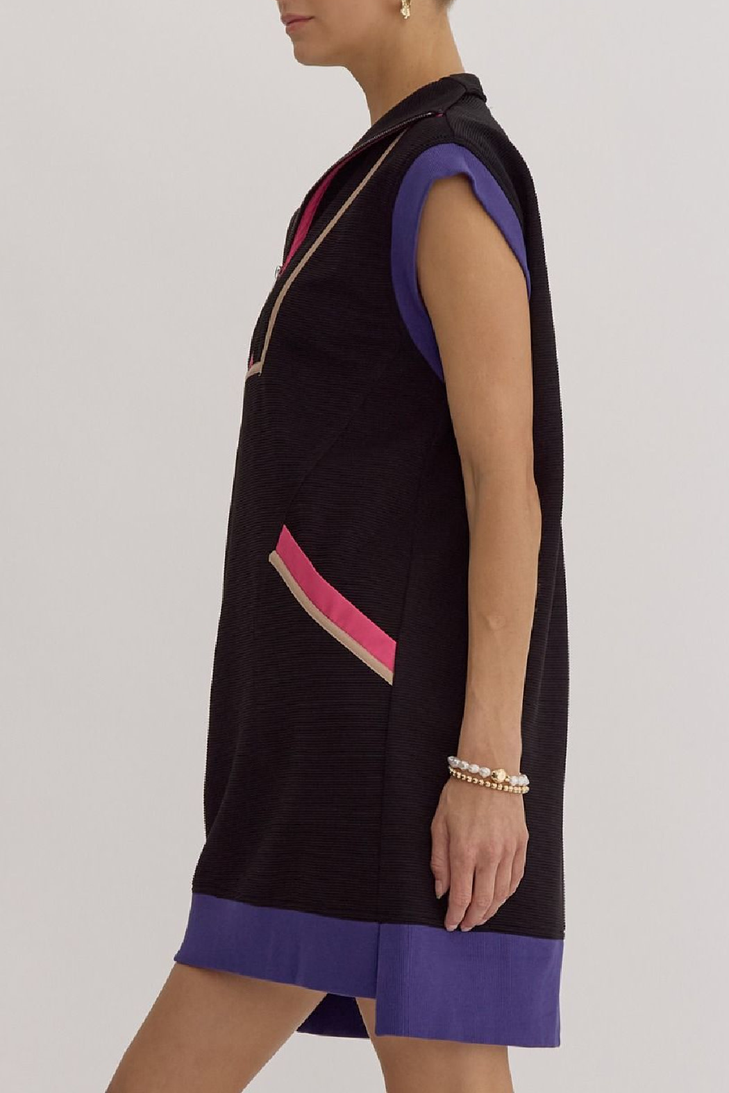 Entro Textured Cap Sleeve Dress