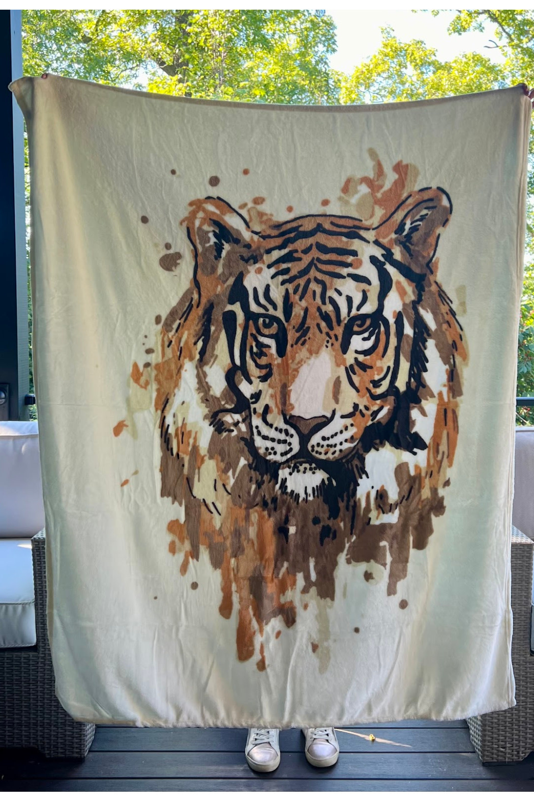 The Royal Standard Tiger Face Blanket Throw