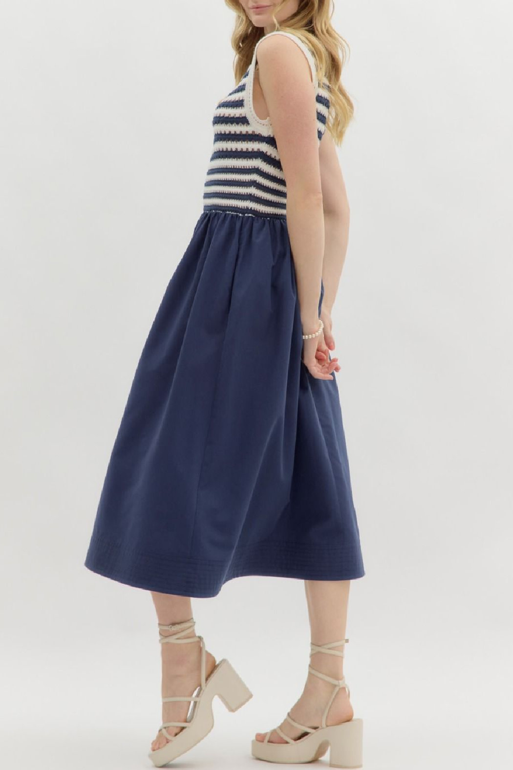 Entro Sleeveless Striped Midi