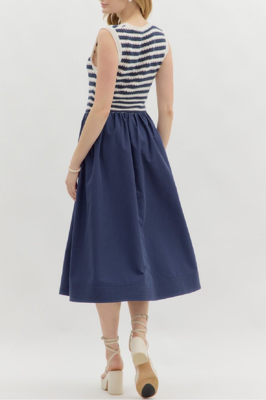 Entro Sleeveless Striped Midi
